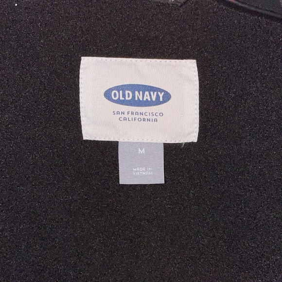 Black Fleece-Lined Vest - Picture 5 of 6